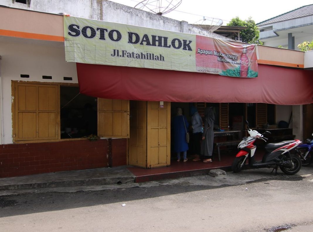 Warung-Soto-Dahlok-Jember